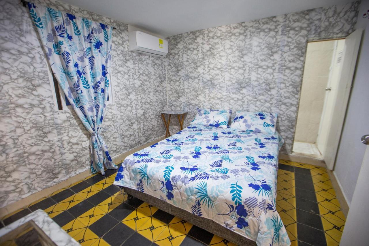 Casa Hostal Kristalu Cartagena Exterior photo